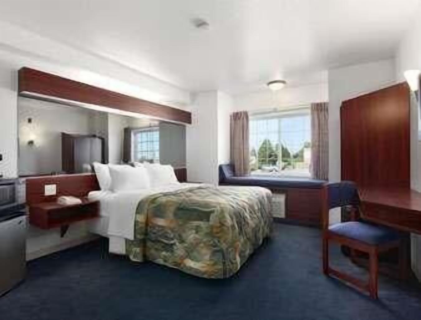 Days Inn & Suites By Wyndham Greeley Ngoại thất bức ảnh