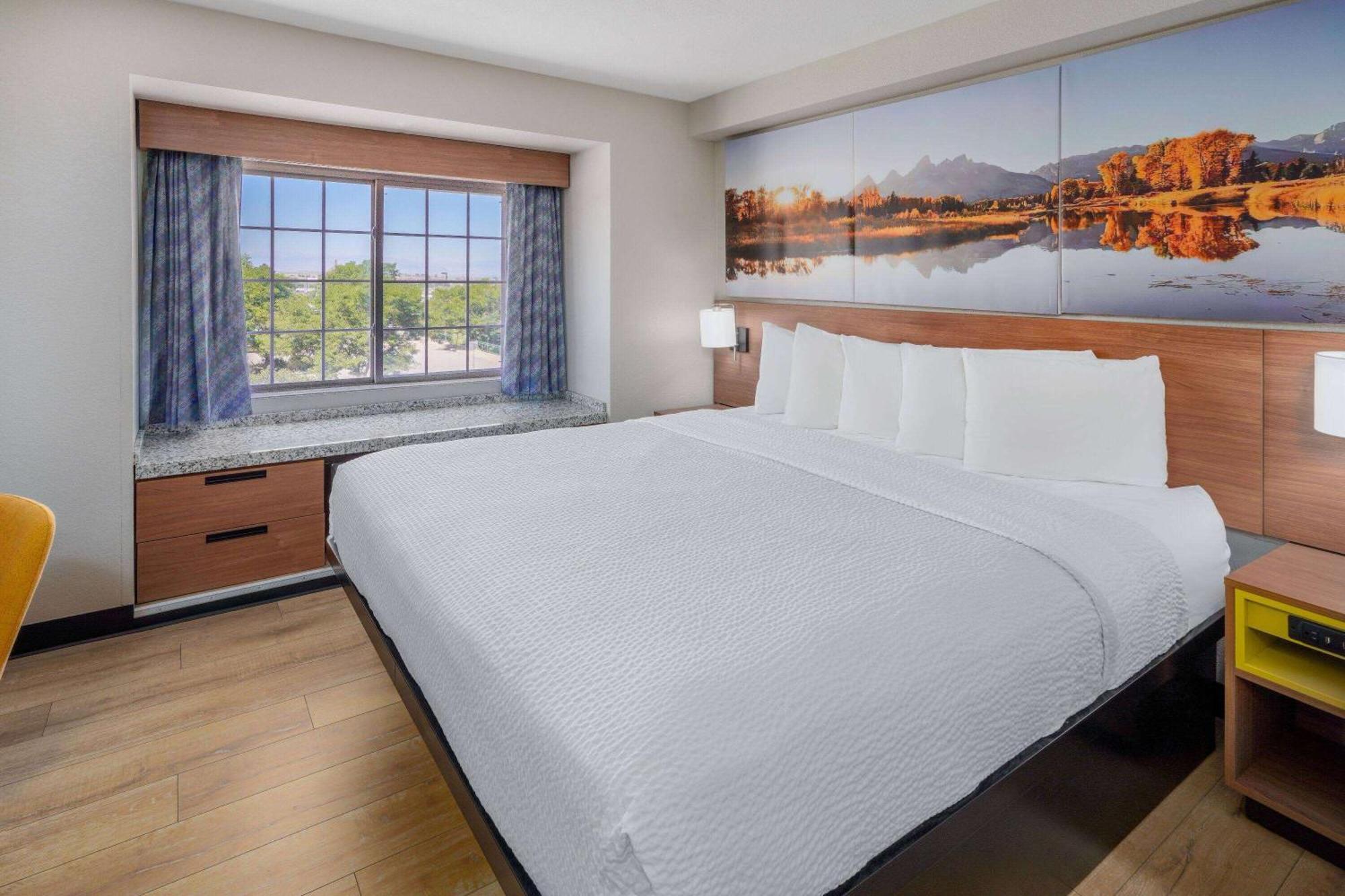 Days Inn & Suites By Wyndham Greeley Ngoại thất bức ảnh